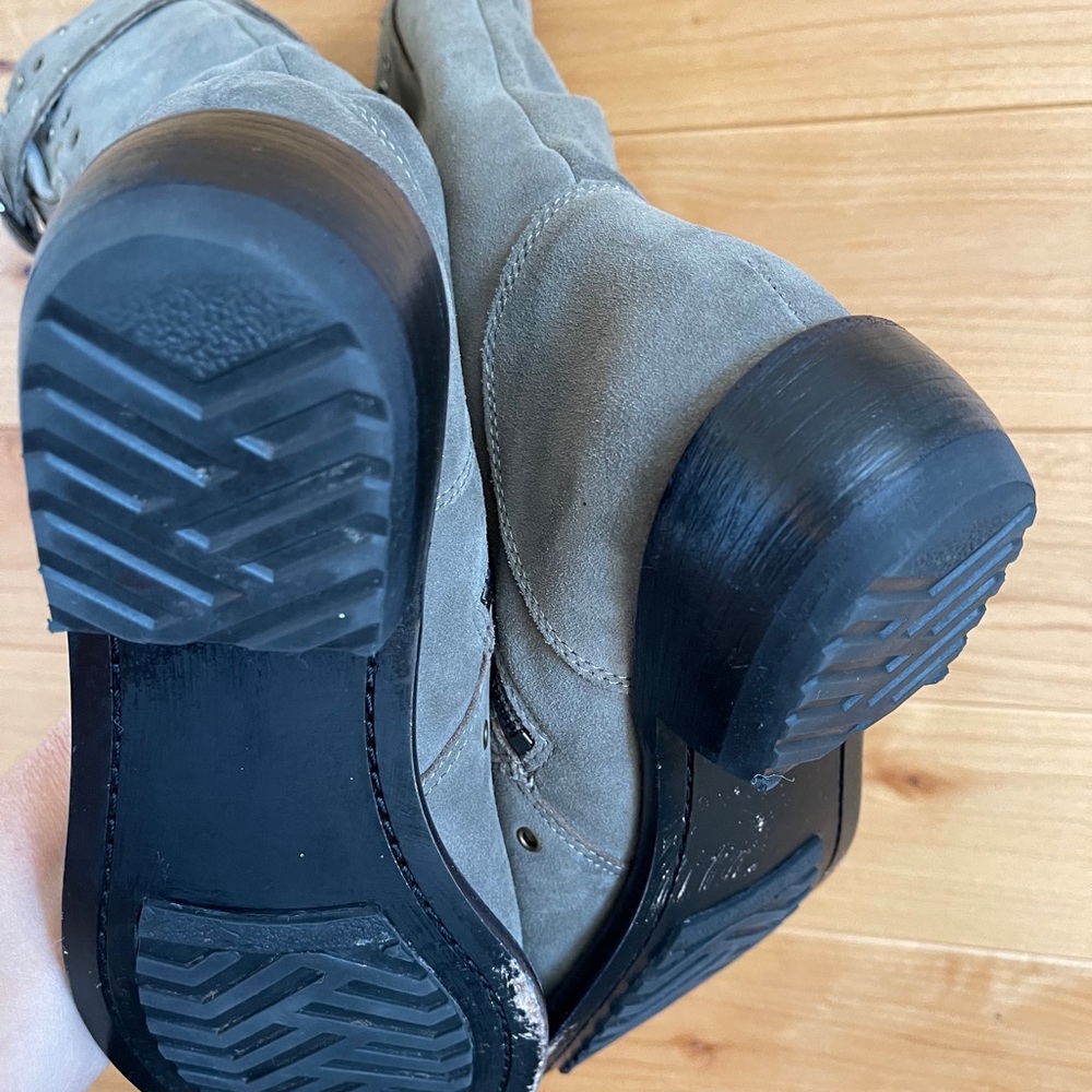 Juicy Couture Giordana grey suede studded boots - Picture 10 of 13